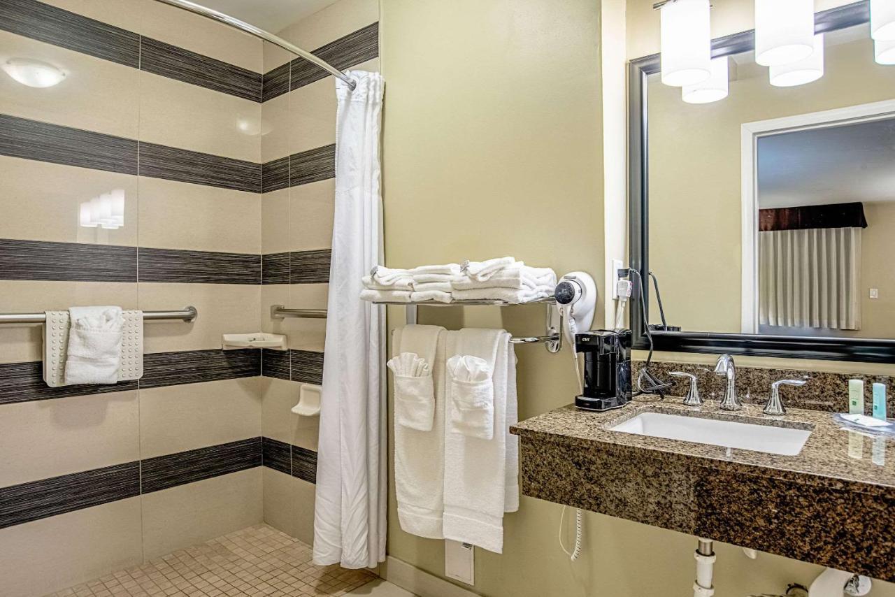 Quality Inn & Suites Phoenix Nw - Sun City Youngtown Zewnętrze zdjęcie