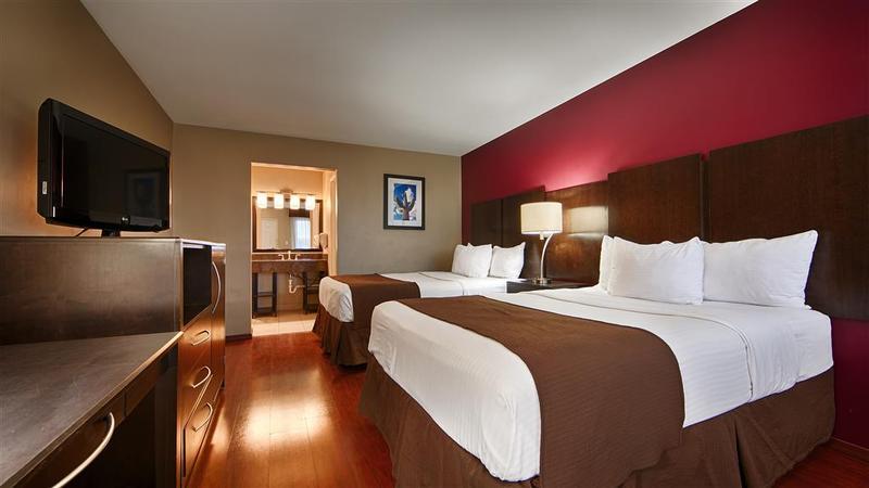 Quality Inn & Suites Phoenix Nw - Sun City Youngtown Zewnętrze zdjęcie