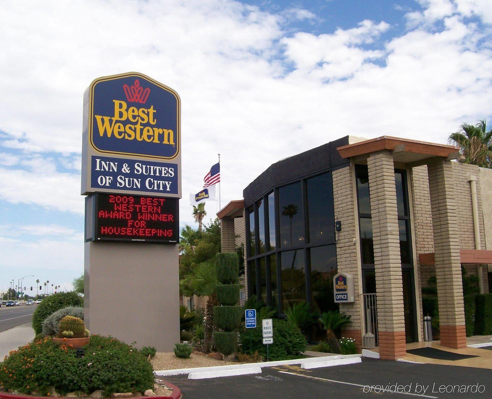 Quality Inn & Suites Phoenix Nw - Sun City Youngtown Zewnętrze zdjęcie