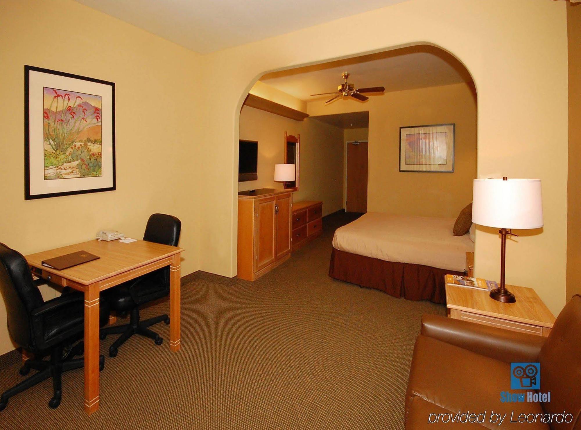 Quality Inn & Suites Phoenix Nw - Sun City Youngtown Pokój zdjęcie