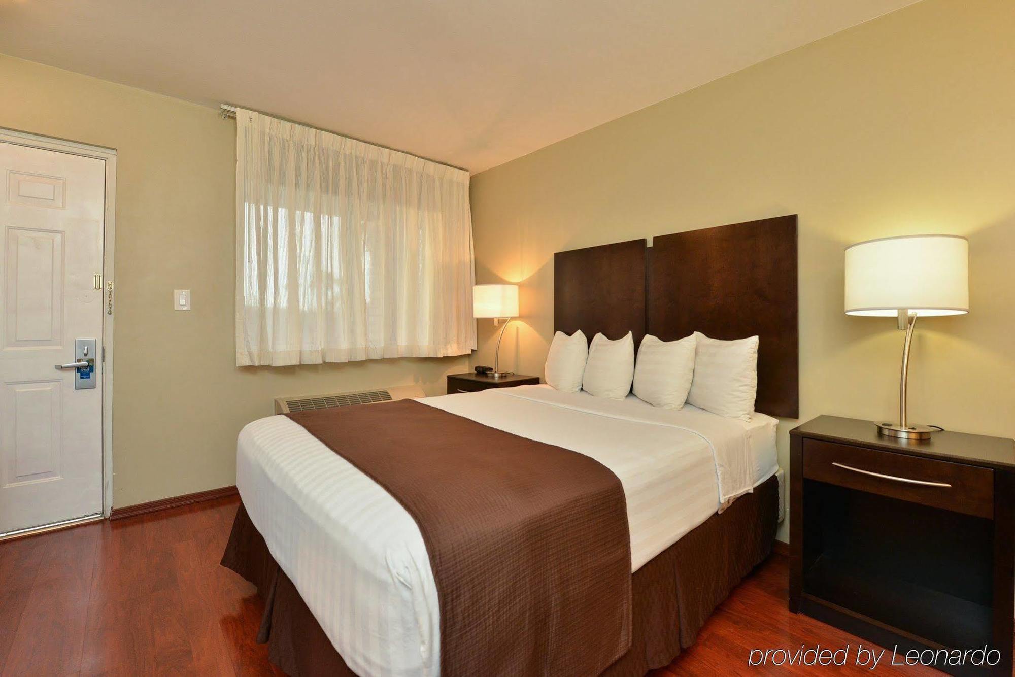 Quality Inn & Suites Phoenix Nw - Sun City Youngtown Zewnętrze zdjęcie