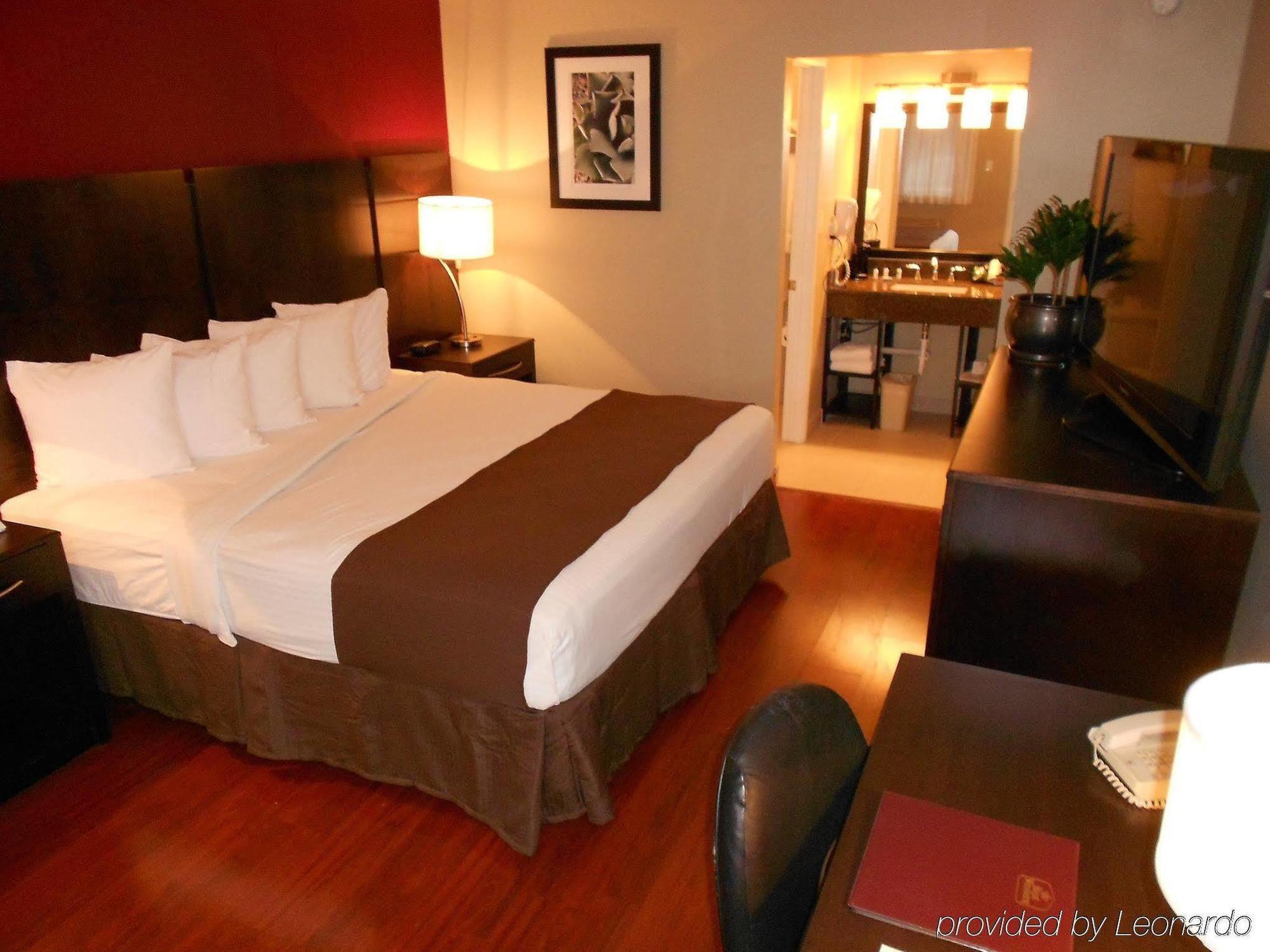 Quality Inn & Suites Phoenix Nw - Sun City Youngtown Pokój zdjęcie