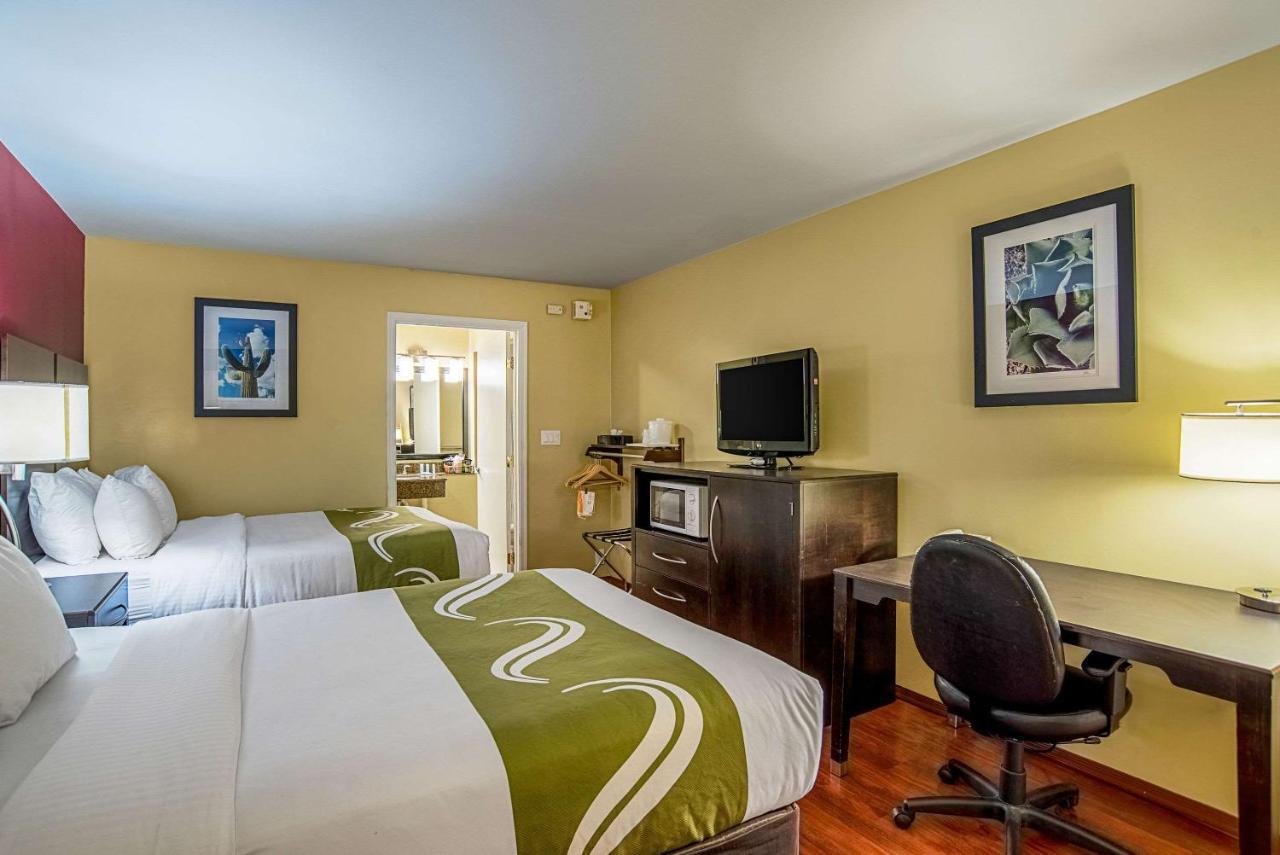 Quality Inn & Suites Phoenix Nw - Sun City Youngtown Zewnętrze zdjęcie