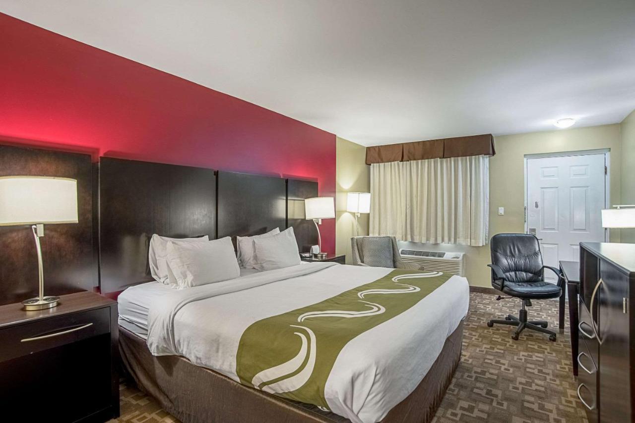 Quality Inn & Suites Phoenix Nw - Sun City Youngtown Zewnętrze zdjęcie